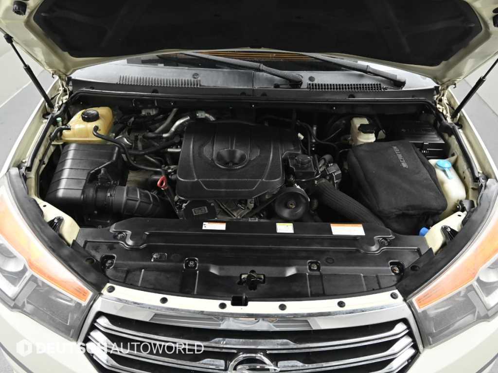 Ssangyong Korando - Vista 6