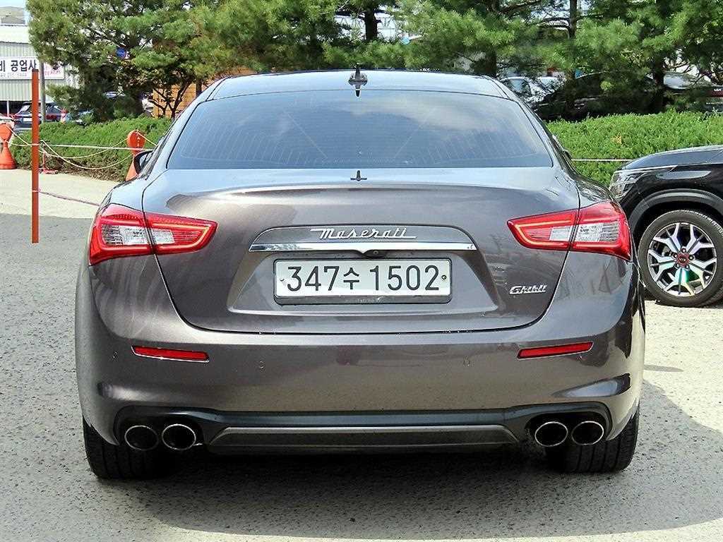Maserati Ghibli - Vista 4