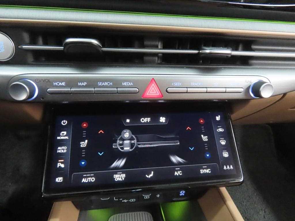 HYUNDAI Grandeur - Vista 11
