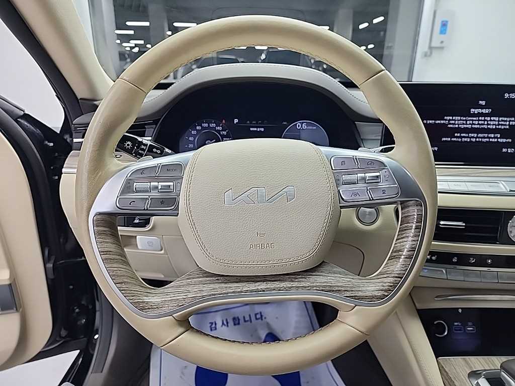 KIA K9 - Vista 9