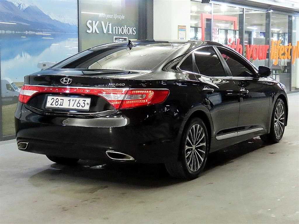 HYUNDAI Grandeur - Vista 4