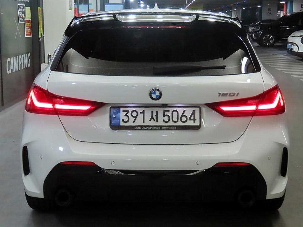 BMW 1 series - Vista 5