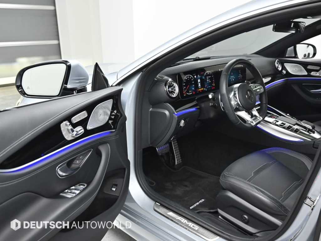 Mercedes Benz AMG GT - Vista 11
