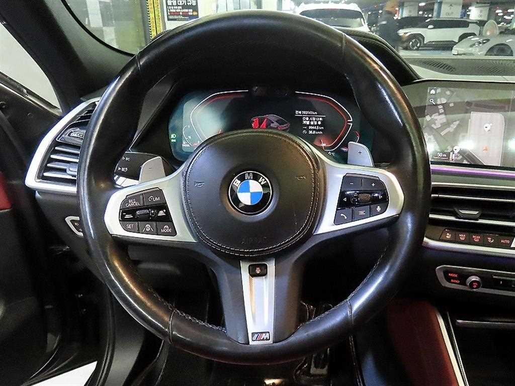 BMW X6 - Vista 8