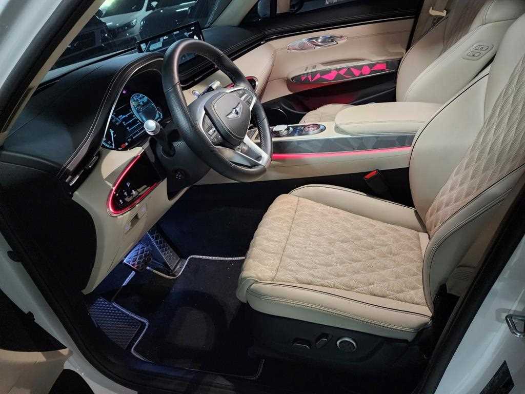 Genesis GV70 - Vista 12