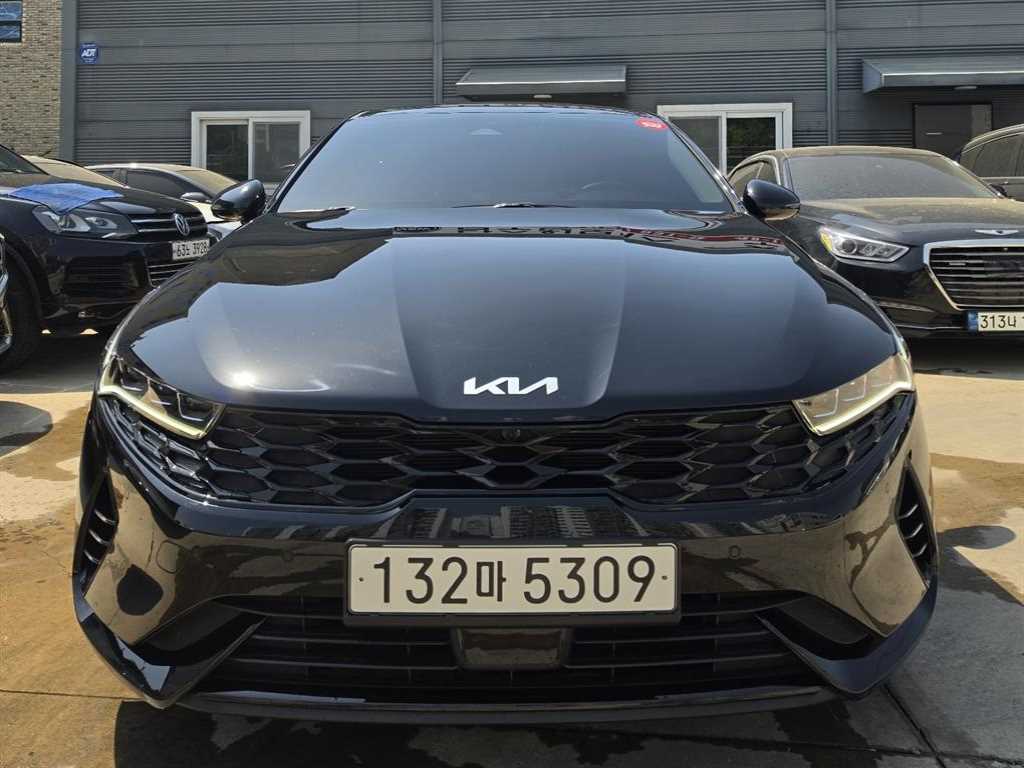 KIA K5 2023 Negro - Importación desde Corea - HF Imports Iquique - Foto 1