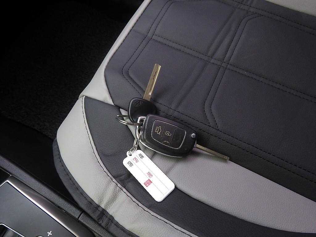HYUNDAI Accent 2016 Blanco - Importación desde Corea - HF Imports Iquique - Foto 18