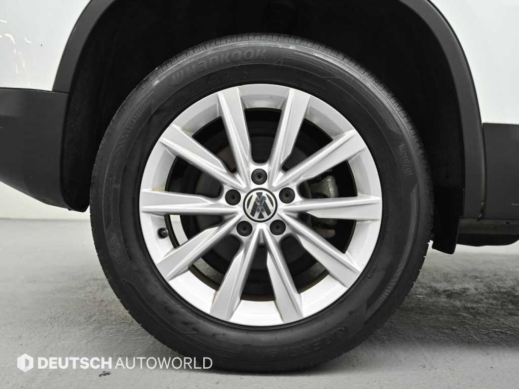 Volkswagen Tiguan - Vista 5