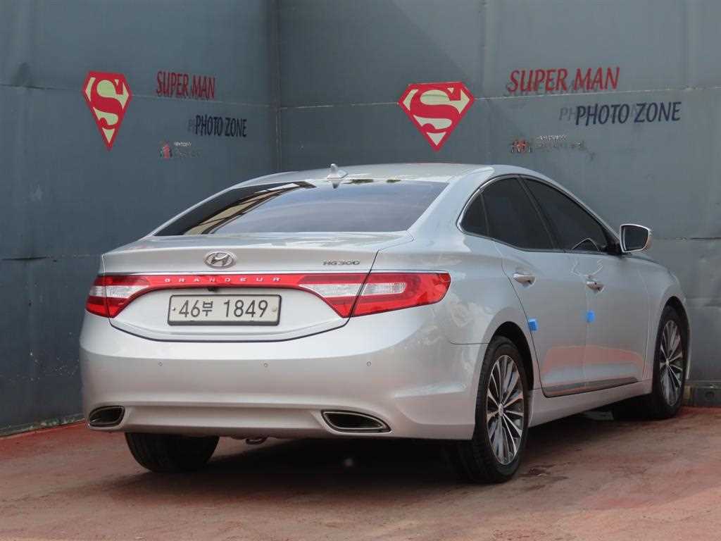 HYUNDAI Grandeur - Vista 4