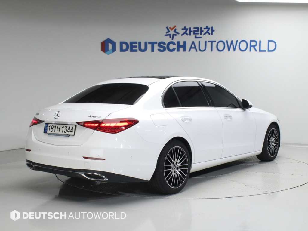 Mercedes Benz C Class - Vista 2