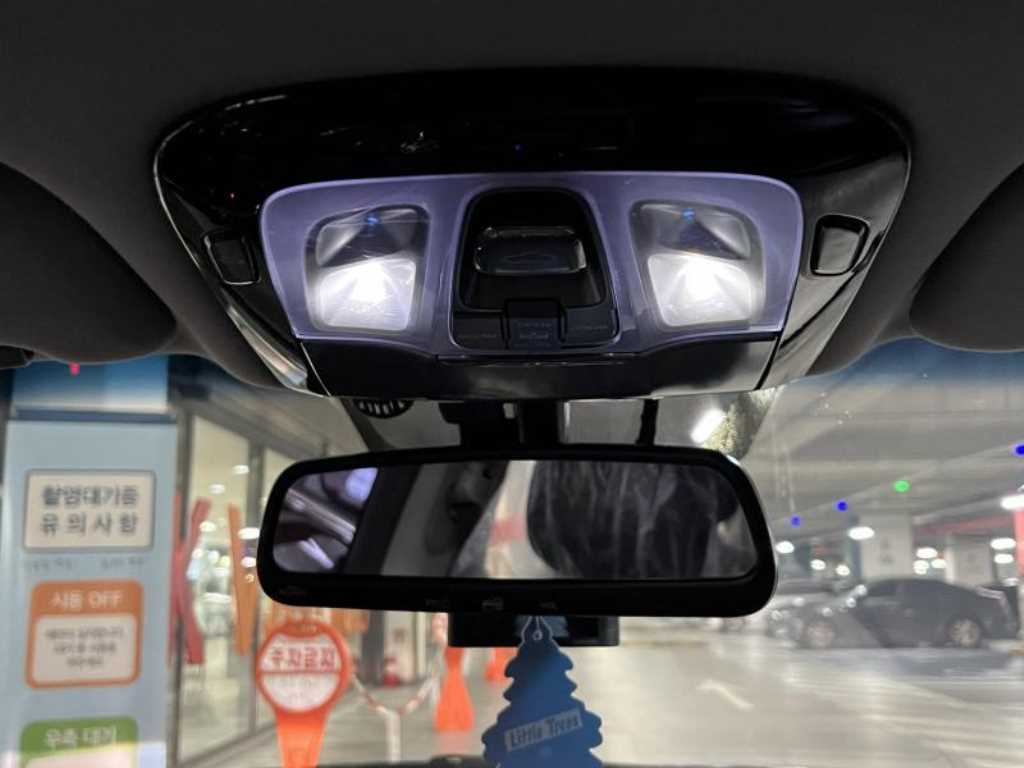 HYUNDAI Grandeur - Vista 7
