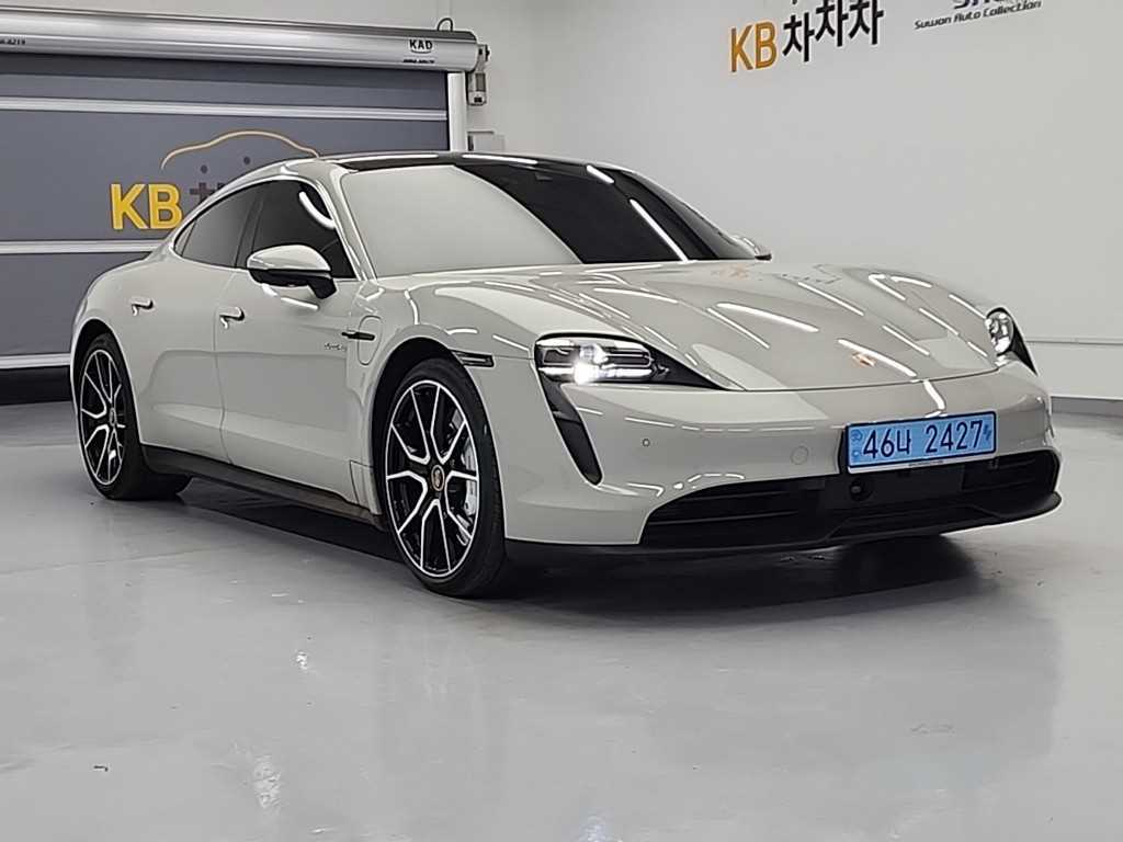Porsche Taycan - Vista 4