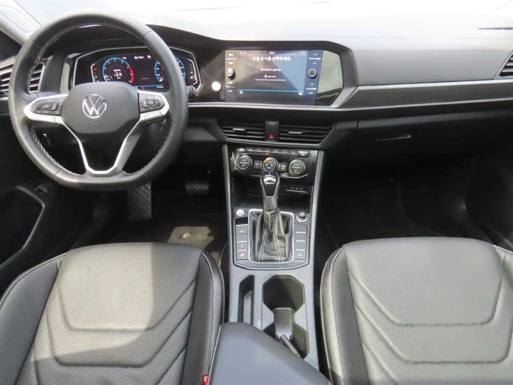 Volkswagen Jetta - Vista 8