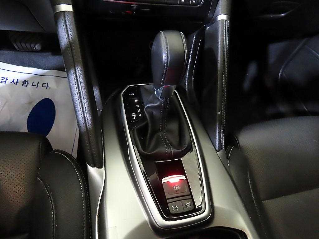 SAMSUNG QM6 - Vista 12