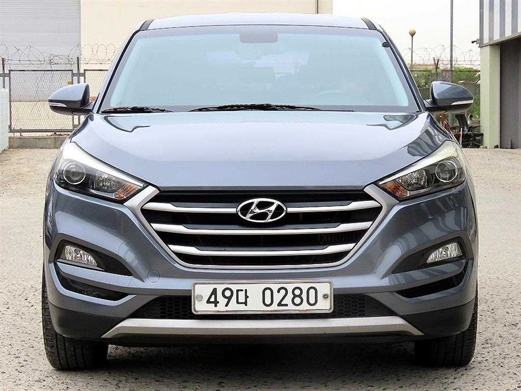HYUNDAI Tucson 2017 Gris - Importación desde Corea - HF Imports Iquique - Foto 1