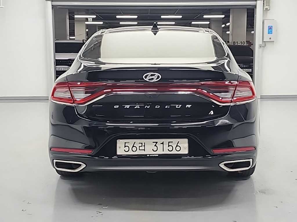 HYUNDAI Grandeur - Vista 3