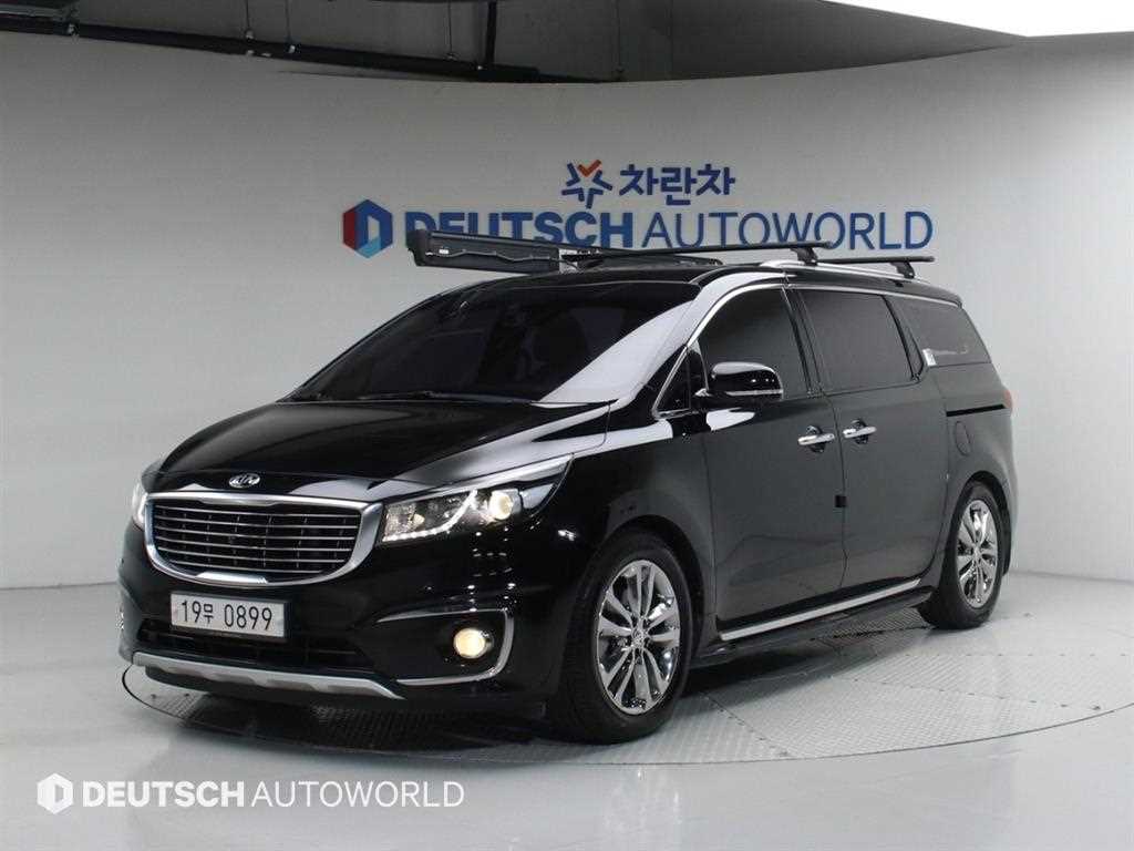 KIA Carnival 2017 Negro - Importación desde Corea - HF Imports Iquique - Foto 1