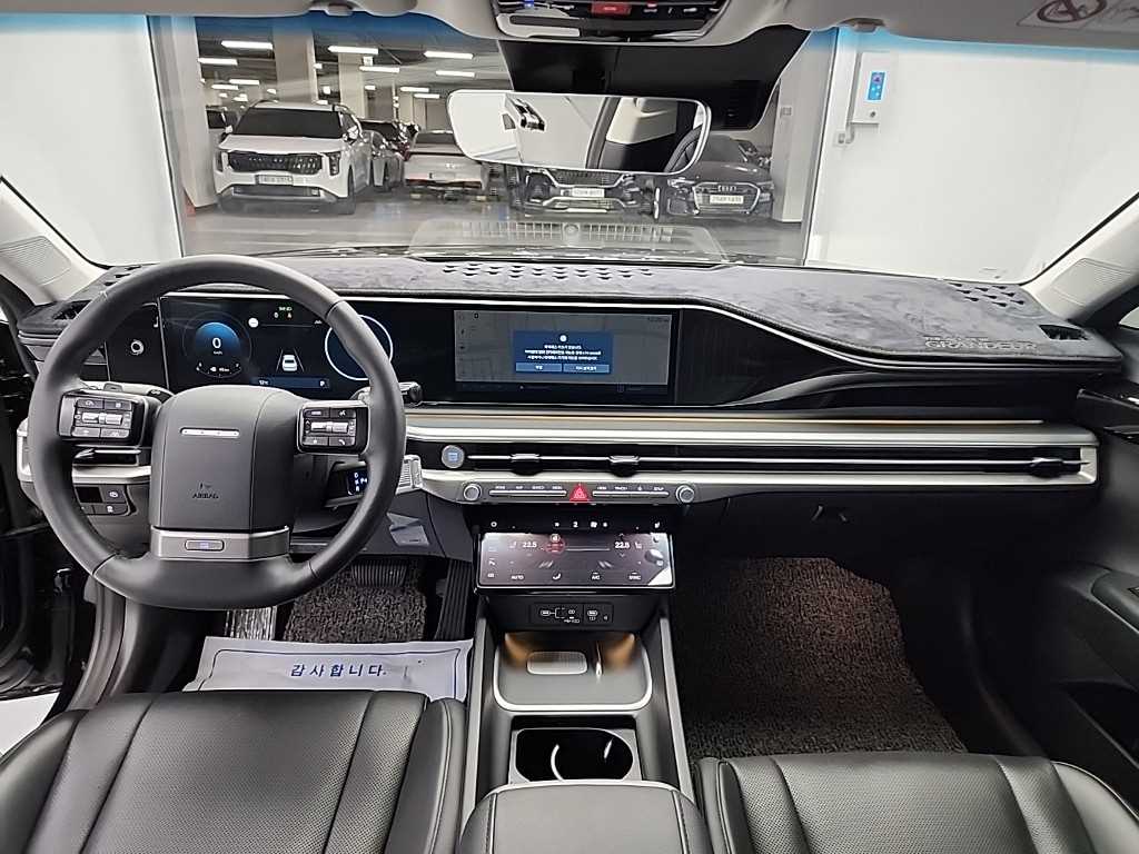 HYUNDAI Grandeur - Vista 7