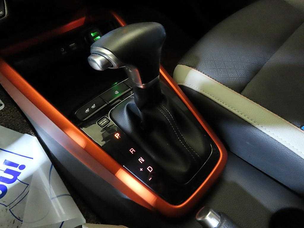 KIA Stonic - Vista 12
