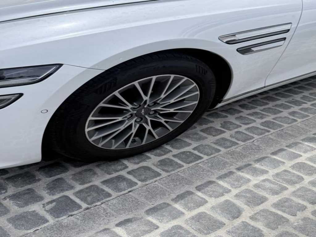 Genesis G80 - Vista 2