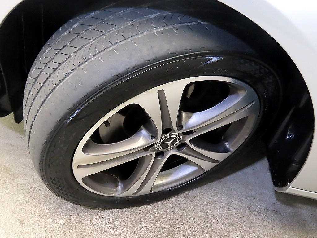 Mercedes Benz E class 2019 Plateado - Importación desde Corea - HF Imports Iquique - Foto 20