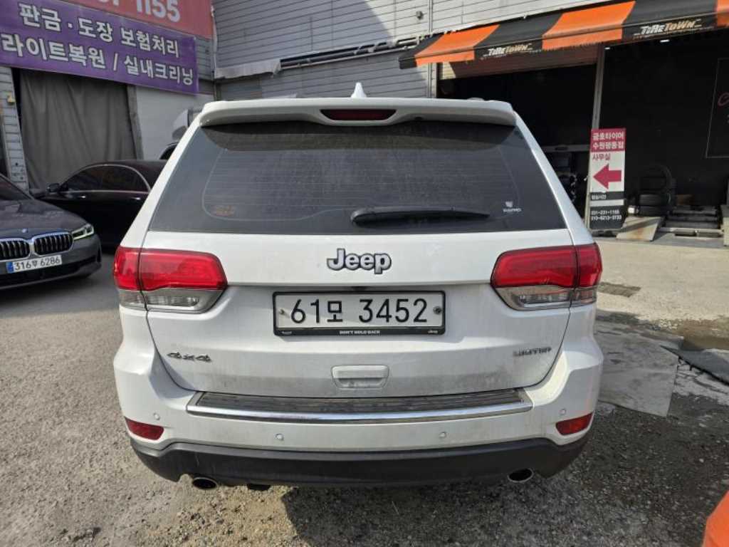 Jeep Cherokee - Vista 5