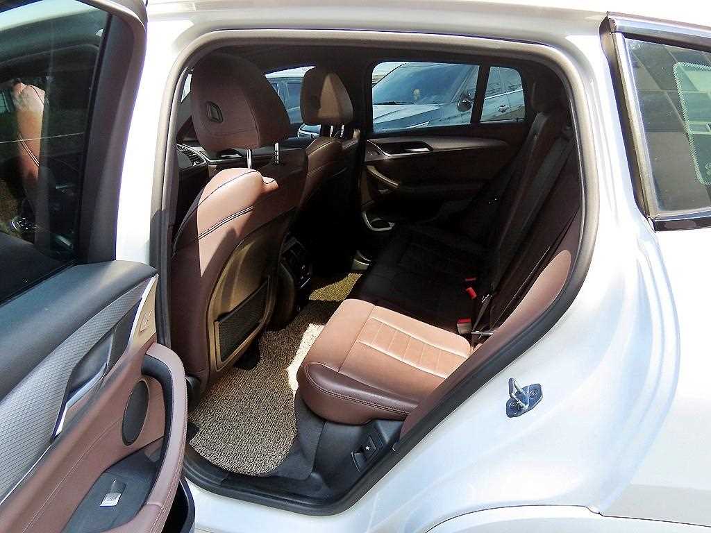 BMW X4 - Vista 6