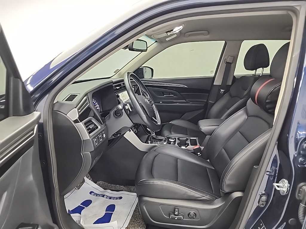 Ssangyong Korando - Vista 11