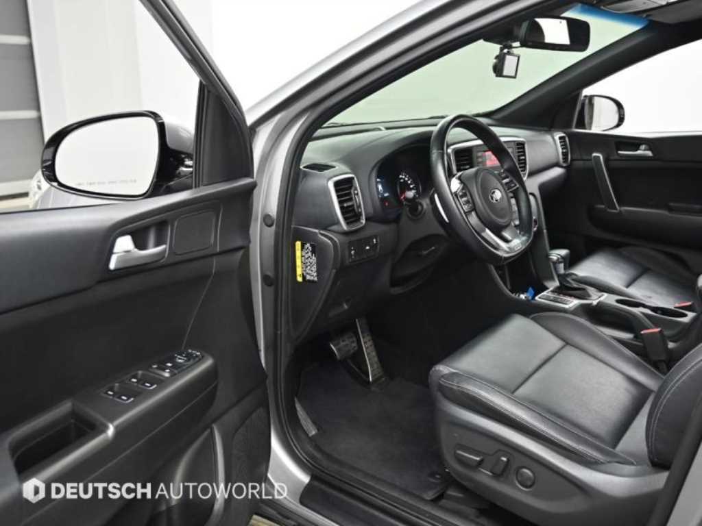 KIA Sportage - Vista 11
