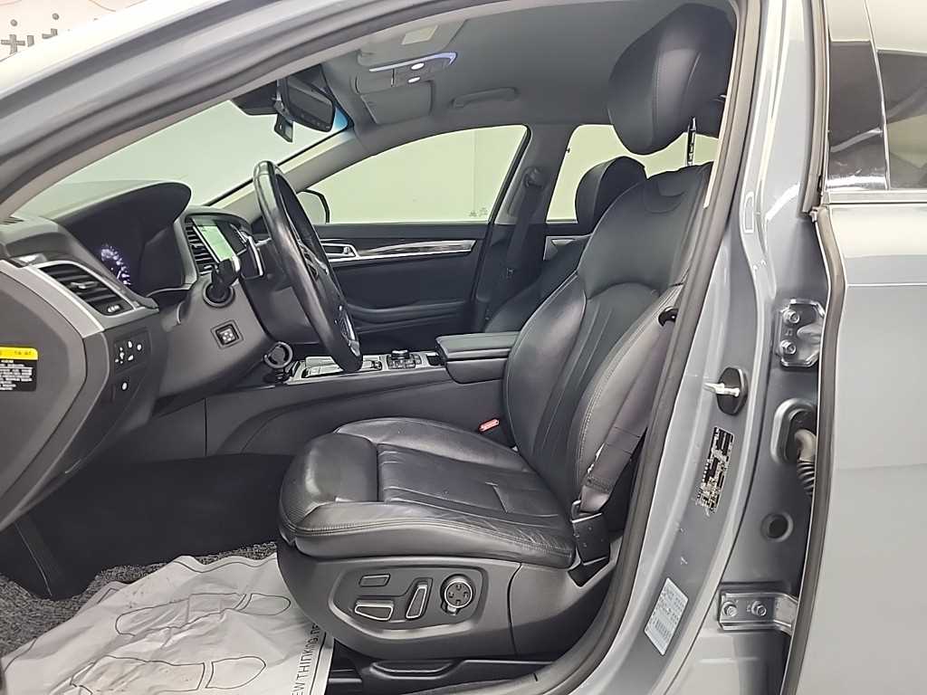 Genesis G80 - Vista 11