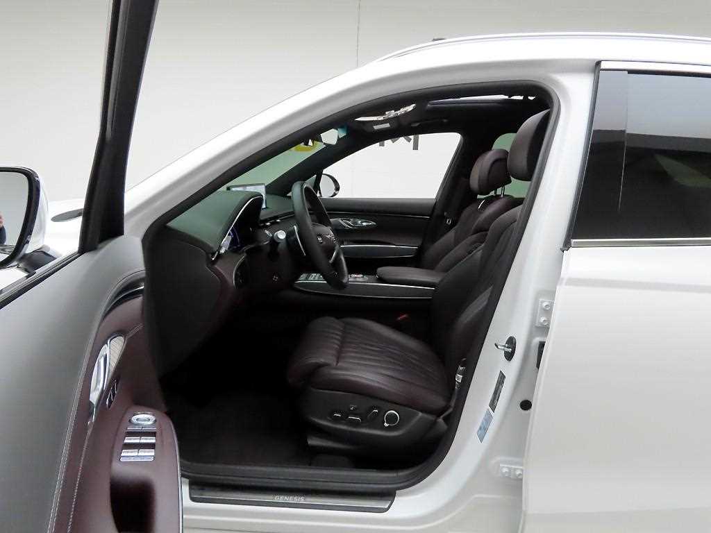 Genesis GV70 - Vista 12