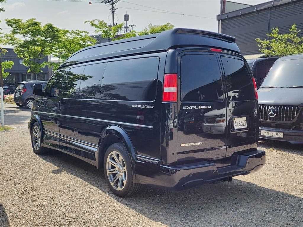 Chevrolet Express van - Vista 5