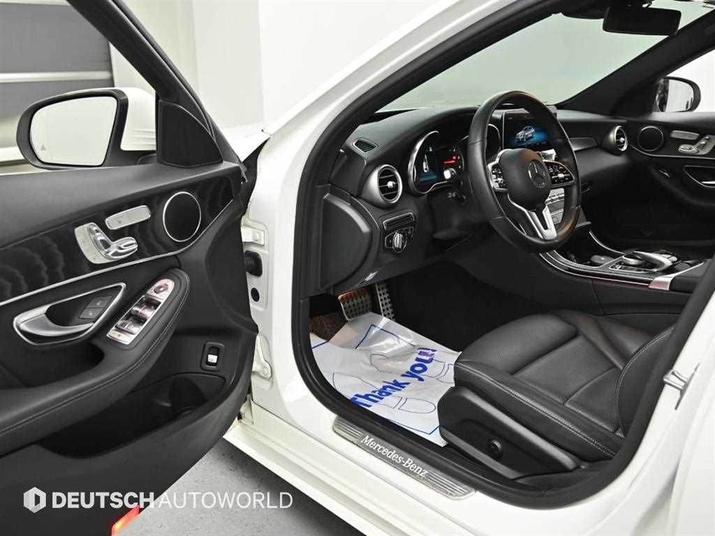 Mercedes Benz C Class - Vista 11