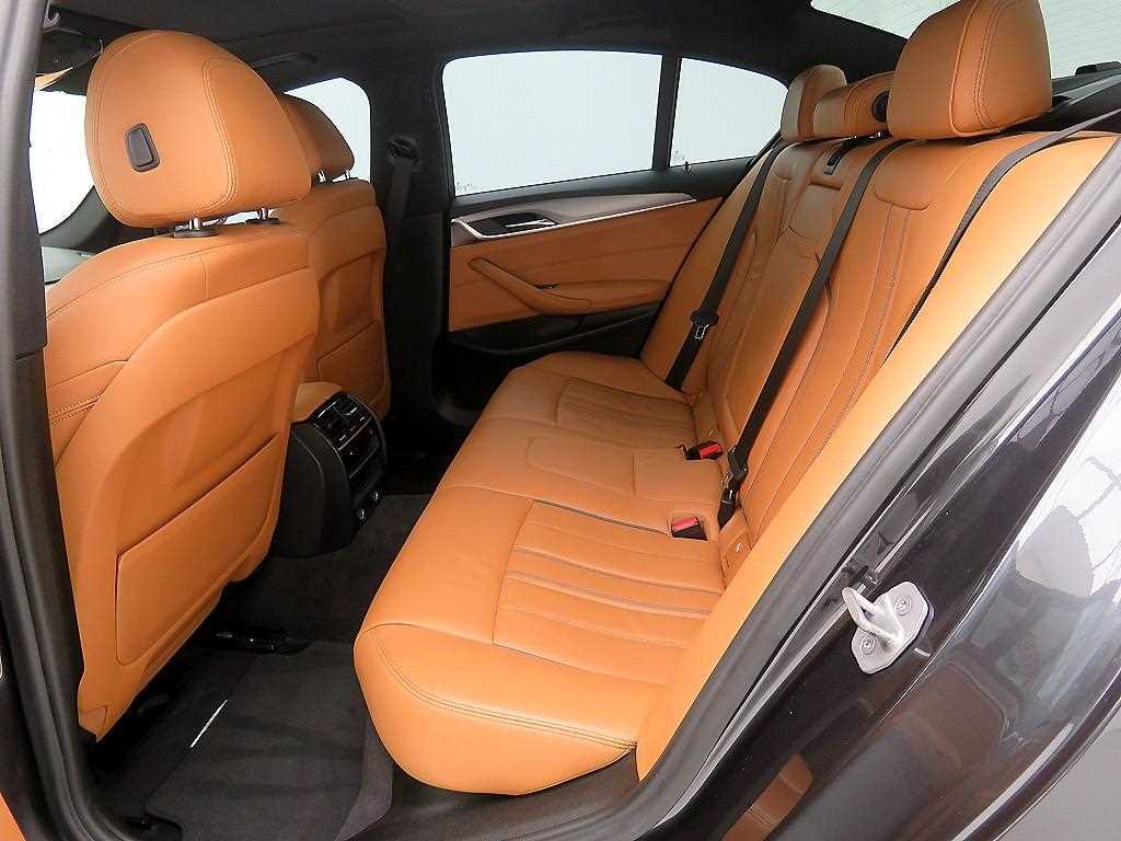 BMW 5 Series - Vista 7