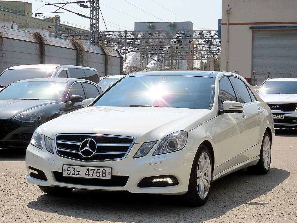 Mercedes Benz E class 2010 Blanco - Importación desde Corea - HF Imports Iquique - Foto 1