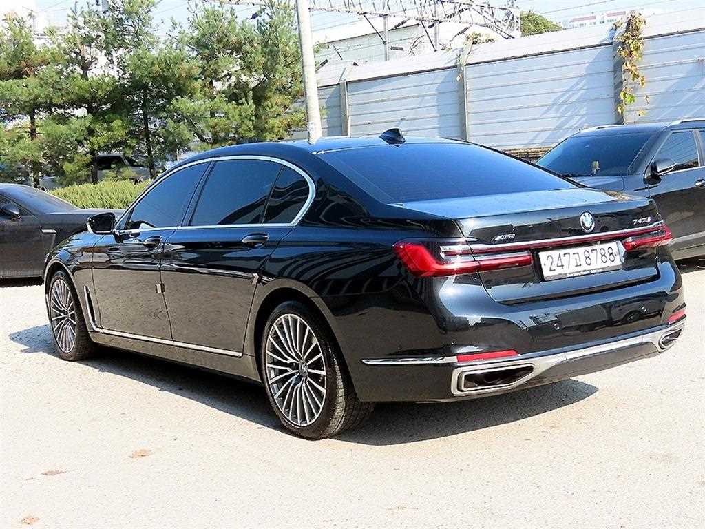 BMW 7 Series - Vista 3