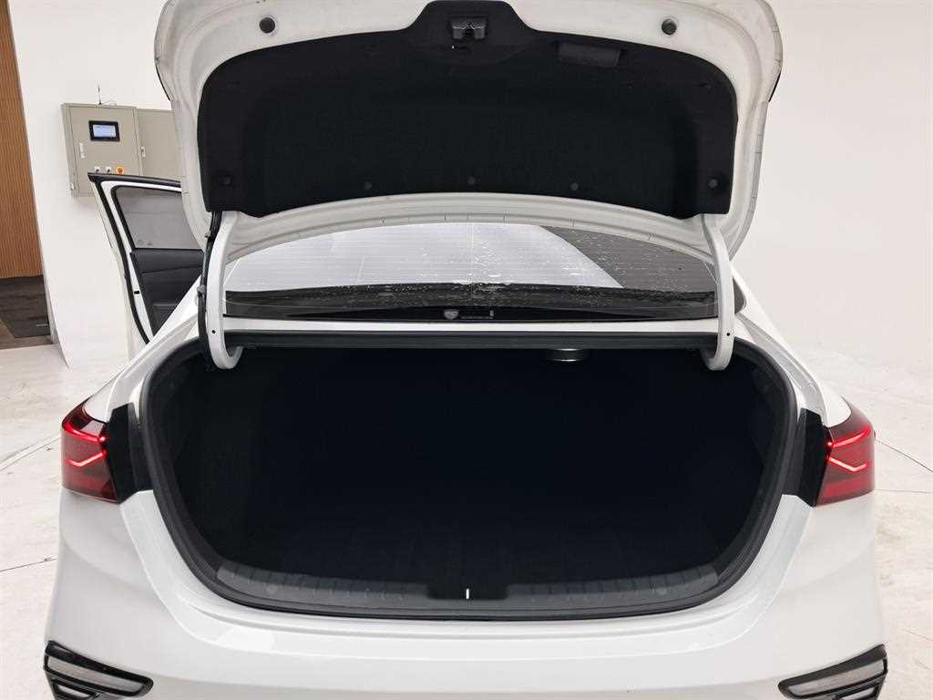 KIA K3 2019 Blanco - Importación desde Corea - HF Imports Iquique - Foto 18