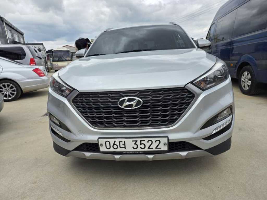 HYUNDAI Tucson 2018 Plateado - Importación desde Corea - HF Imports Iquique - Foto 1