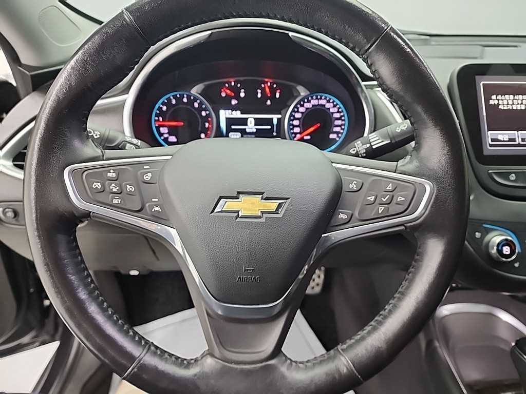Chevrolet Malibu - Vista 9
