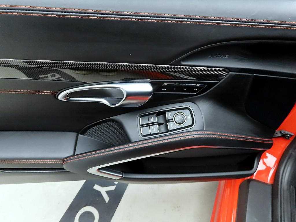Porsche 718 - Vista 11