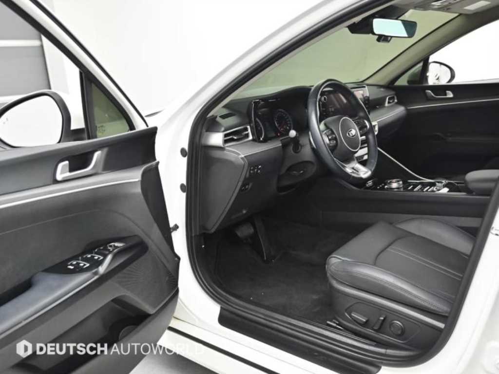 KIA K5 - Vista 11