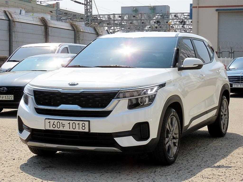 KIA Seltos - Vista 2