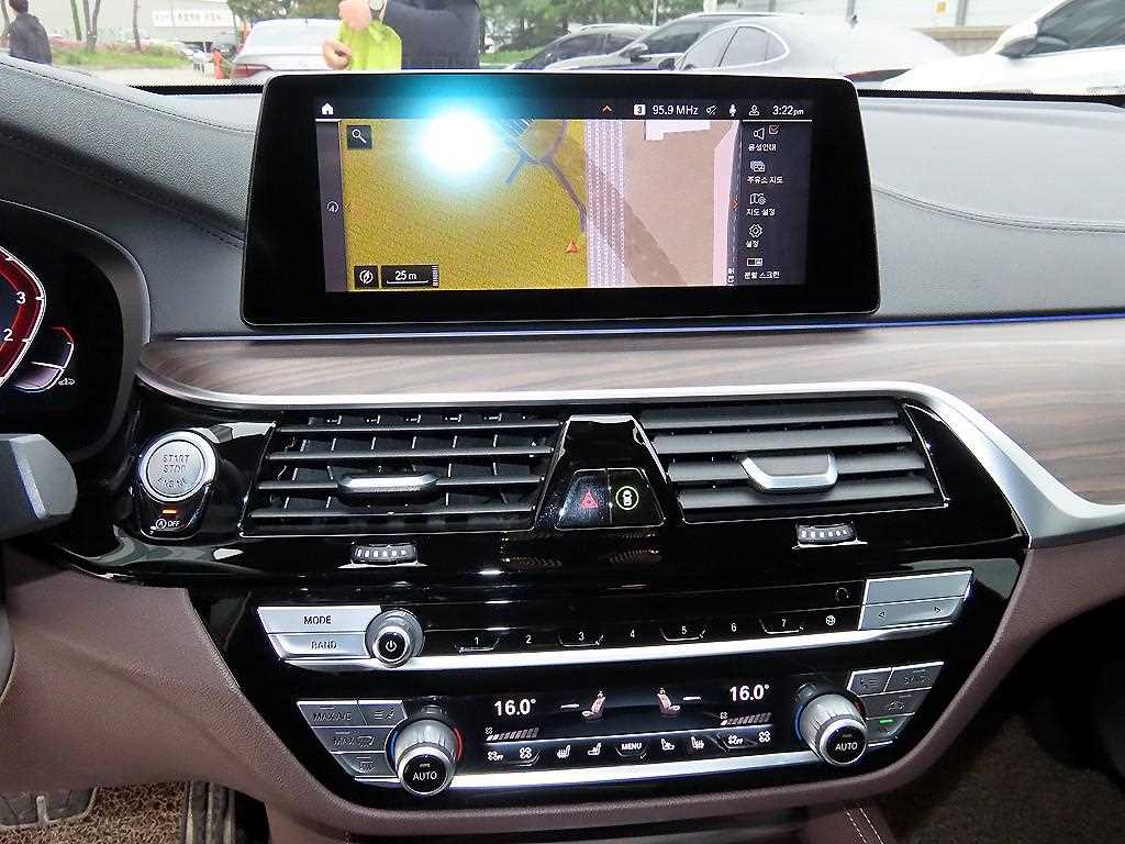 BMW Gran Turismo 2020 Blanco - Importación desde Corea - HF Imports Iquique - Foto 13