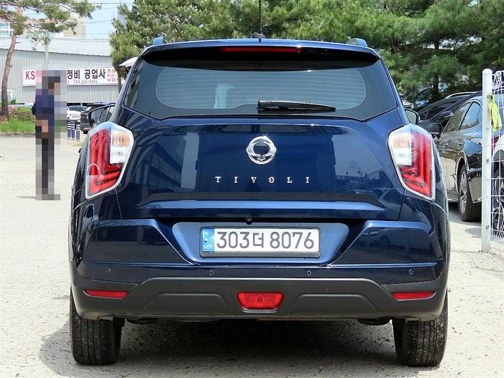 Ssangyong Tivoli - Vista 4