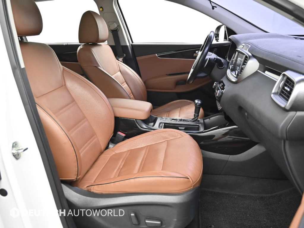 KIA Sorento - Vista 10