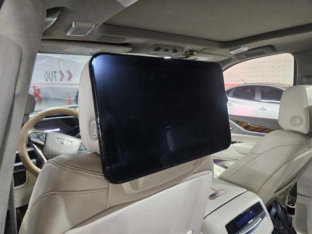 Cadillac Escalade - Vista 8