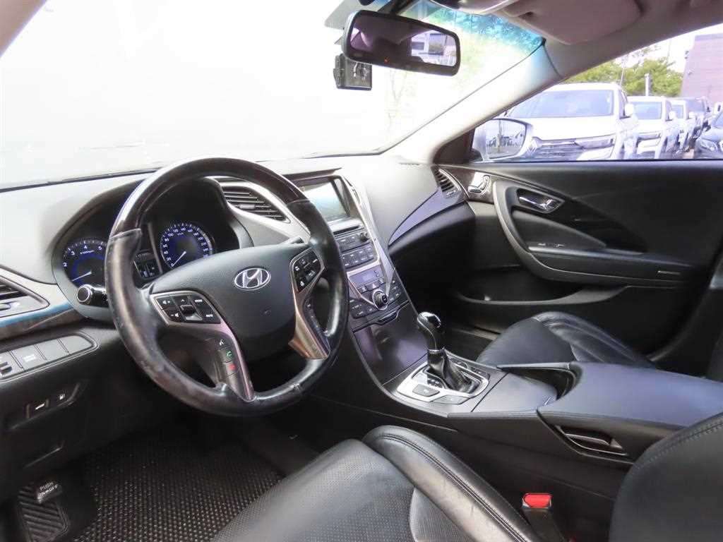 HYUNDAI Grandeur 2014 Gris - Importación desde Corea - HF Imports Iquique - Foto 15