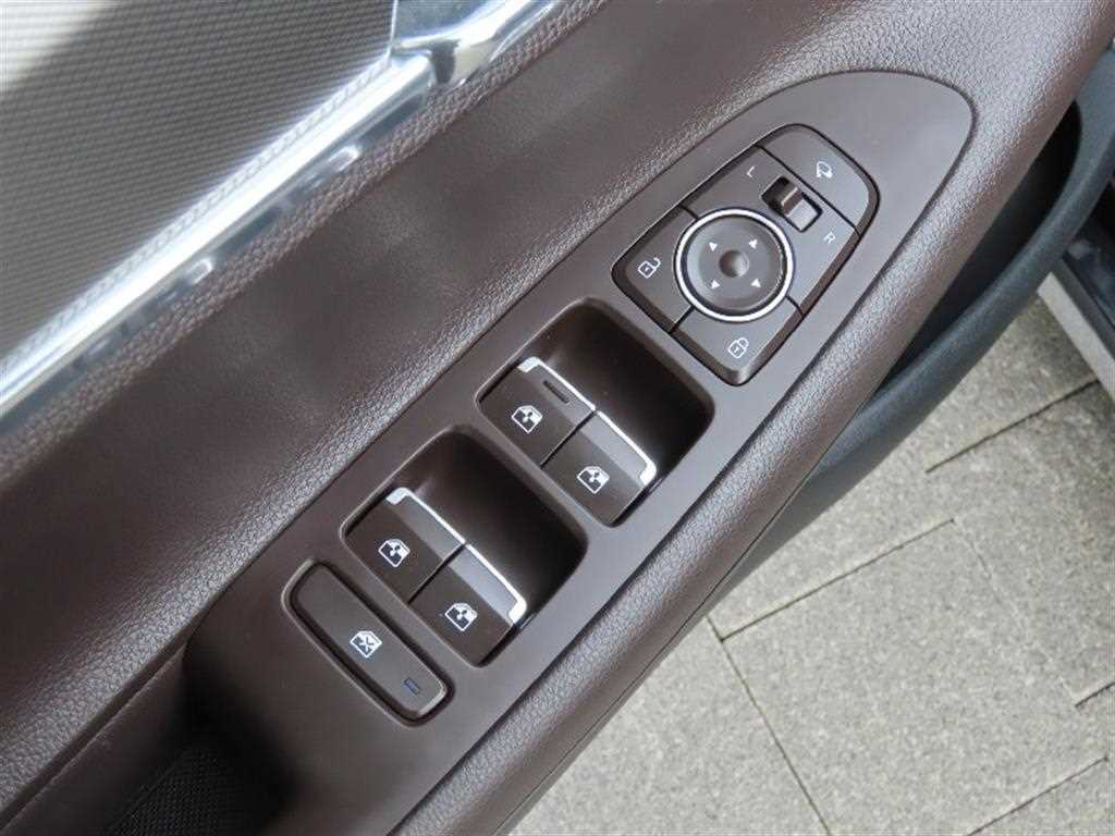 HYUNDAI Grandeur - Vista 12