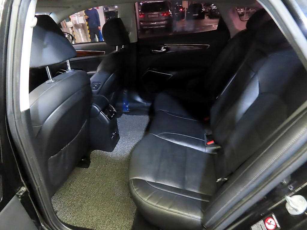 KIA K7 - Vista 7