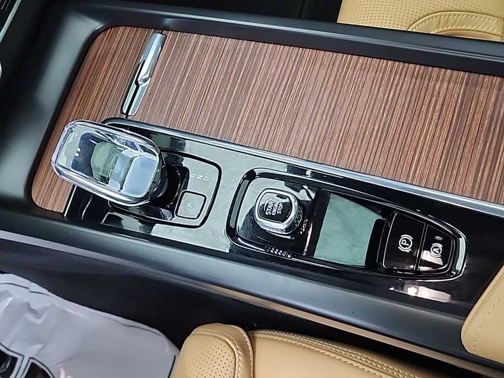 Volvo XC60 - Vista 8